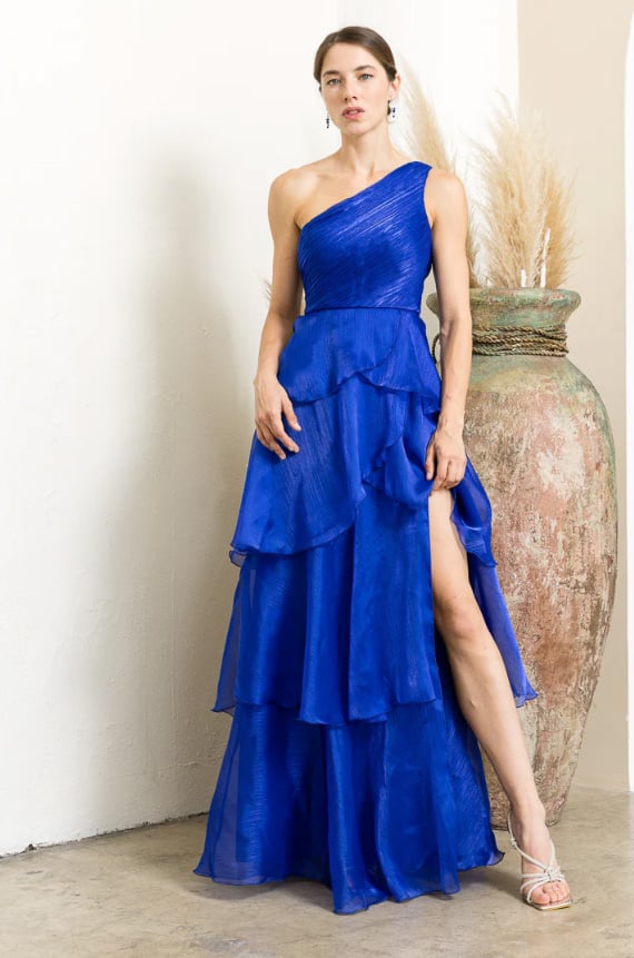 VESTIDO LARGO AZUL VUELOS ORGANZA UN HOMBRO - 1