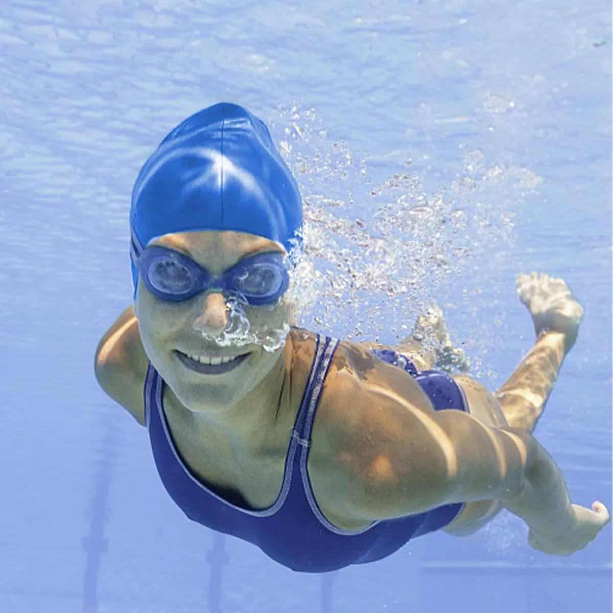 GORRO NATACION DE SILICONA UNISEX ADULTO CON FUNDA GUARDADO - 5