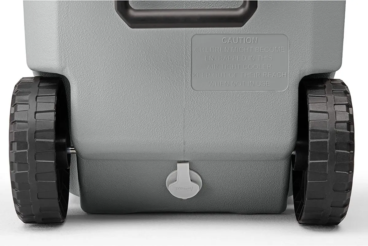 COOLER CON RUEDAS COLEMAN ROCK GRIS 316 62 QT / 58 LT - 5