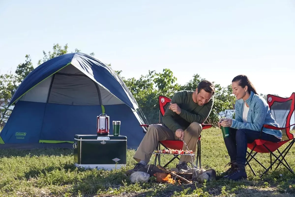 SILLA DE CAMPING CUÁDRUPLE DE MALLA COLEMAN ROJA CON BOLSO - 4