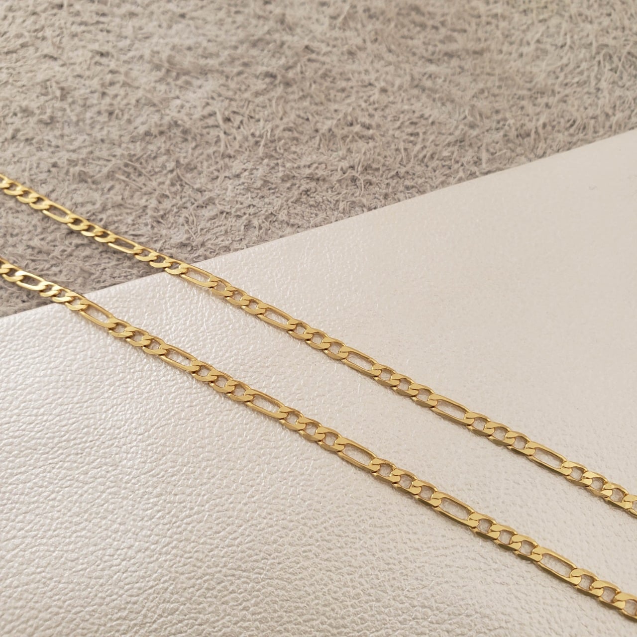 CADENA CUBANA SEMI DELGADA ORO LAMINADO 18K - 2