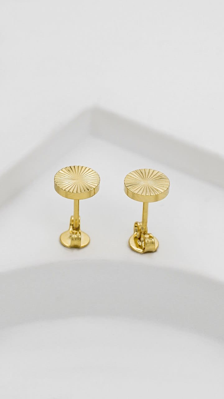 ARETES TOPO SOL REDONDOS 8MM ORO LAMINADO 18K - 1