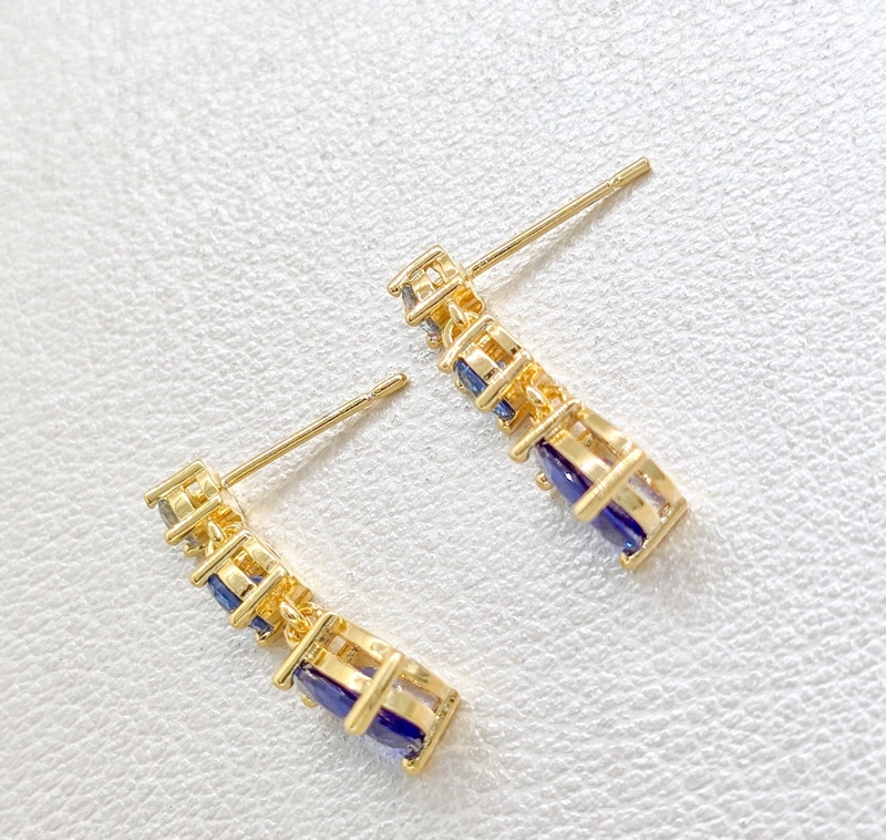 ARETE GOTA PENDULAR AZUL EN ORO LAMINADO 18K - 2