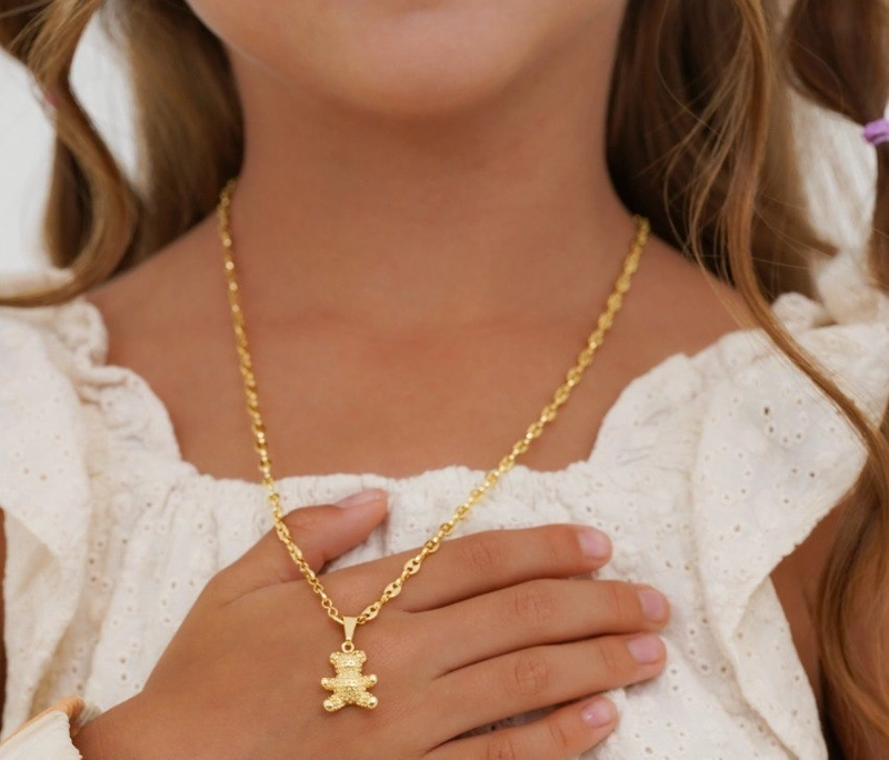 COLGANTE OSO LITTLE BEAR EN ORO LAMINADO 18K - 1
