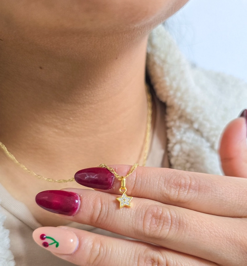 COLGANTE LITTLE STAR EN ORO LAMINADO 18K - 2