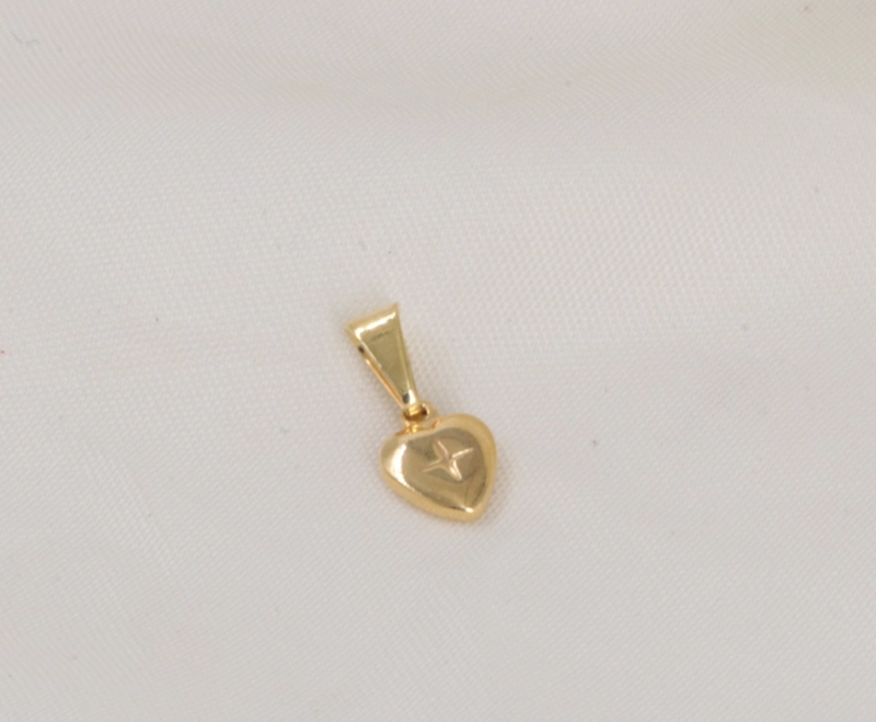 COLGANTE CORAZON EN ORO LAMINADO 18K - 2