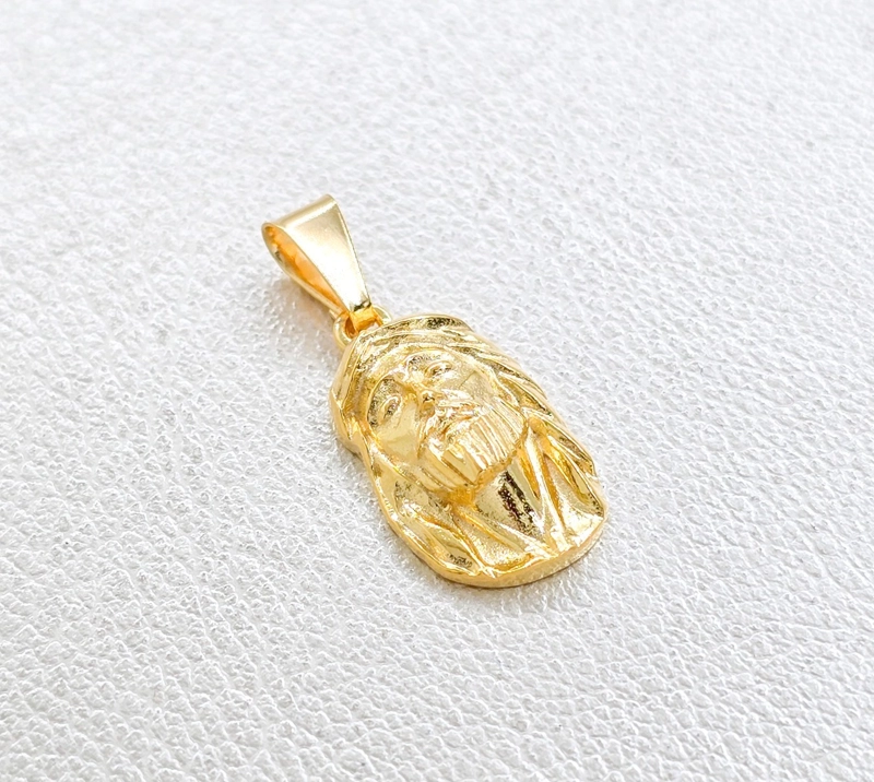 COLGANTE ROSTRO CRISTO MEDIANO ORO LAMINADO 18K - 2