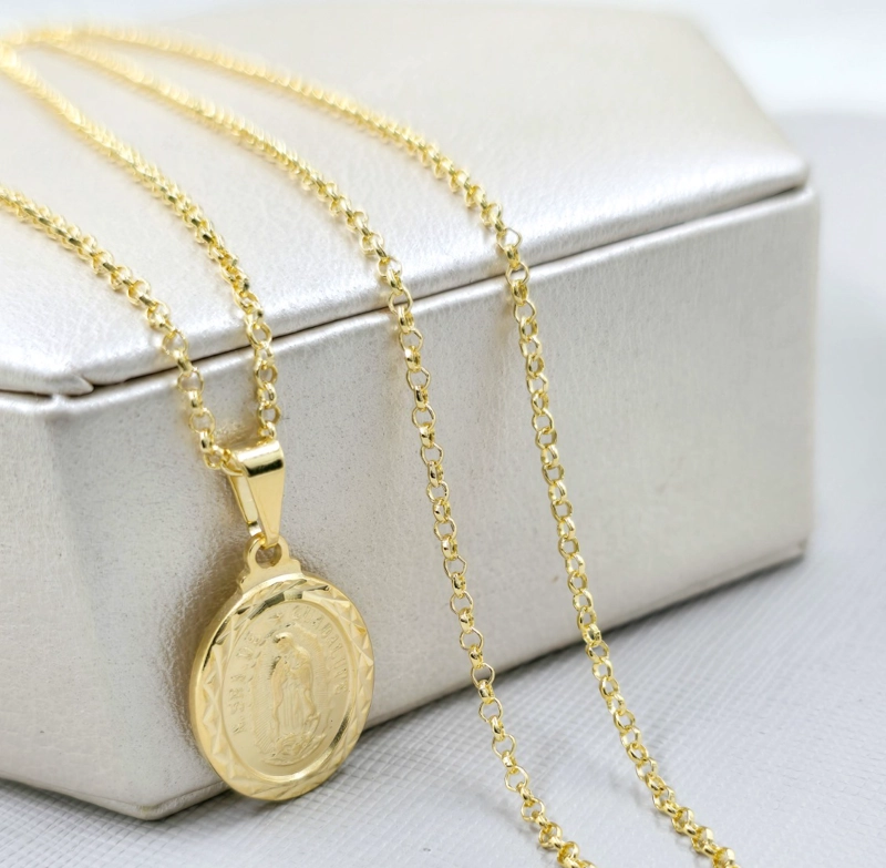 COLGANTE VIRGEN GUADALUPE MEDIANA EN ORO LAMINADO 18K - 2