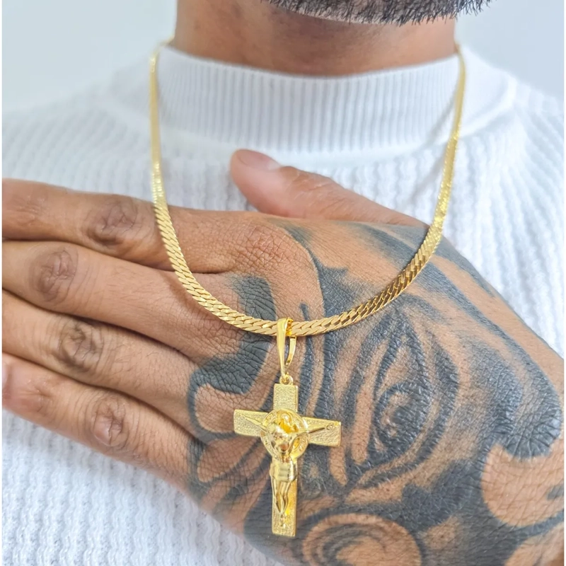 CONJUNTO CADENA Y COLGANTE EN ORO LAMINADO 18K - 1