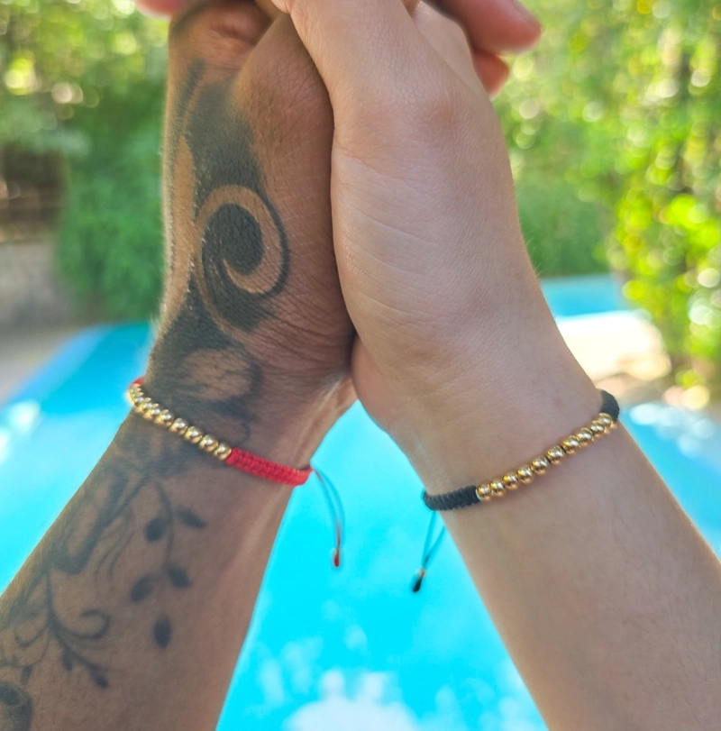 BRAZALETES EN MACRAME  PARA PAREJAS ORO LAMINADO 18K - 1