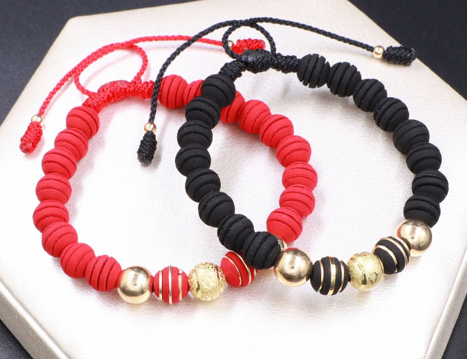BRAZALETE PAREJA BALIN ORO LAMINADO 18K - 1