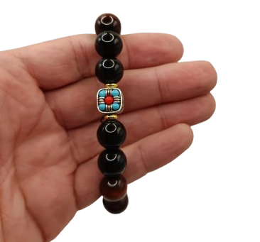 PULSERA DE ÓNIX CON DIJE BUDISTA NEPALÉS – PROTECCIÓN, CONSCIENCIA Y CALMA INTERIOR EN COLOR ROJO - 2