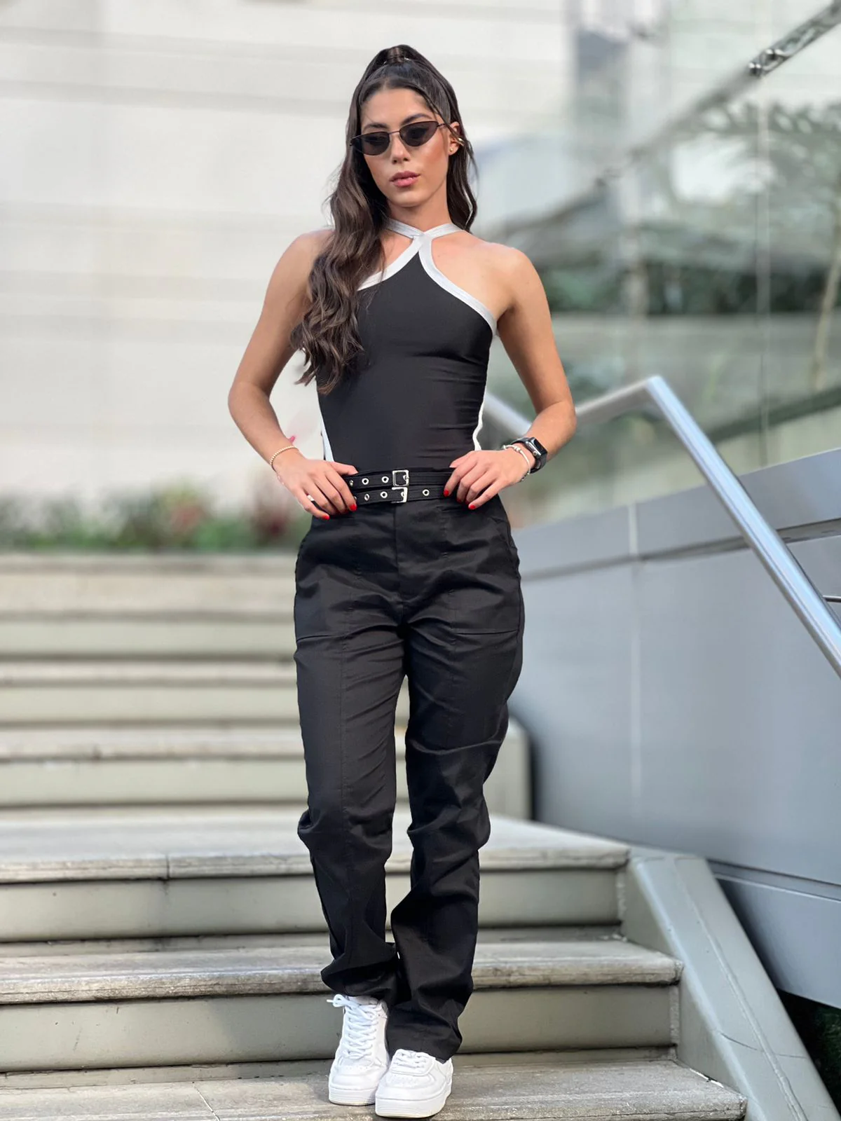 PANTALON CON CORREAS DOBLES - 1