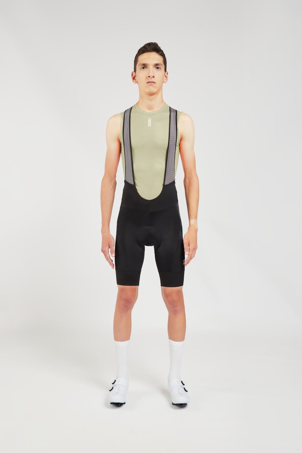CALZA SHORT DE CICLISMO ACOLCHADO CON TIRANTES ATOM 2.3 - 1