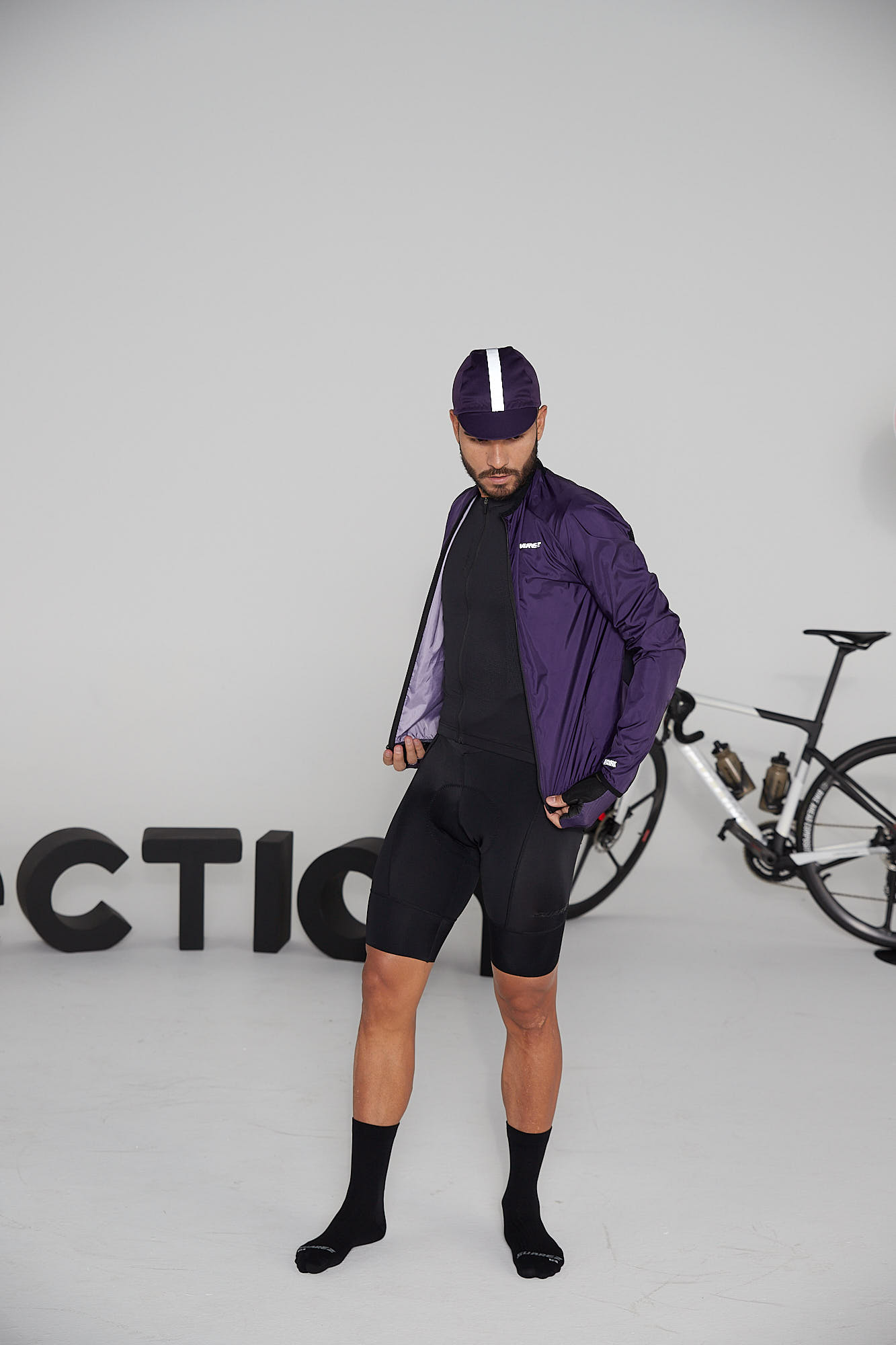 CHAQUETA CORTAVIENTOS CICLISMO PLUM - 2