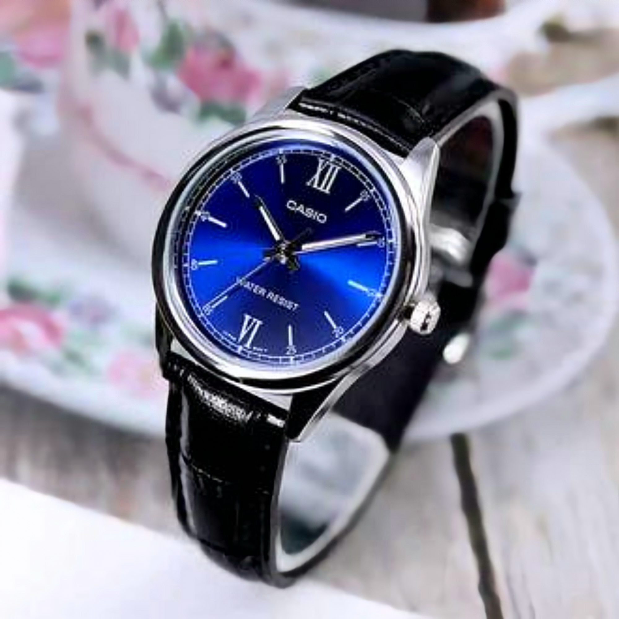 RELOJ LTP-V005L-2B MUJER ANALOGO CUERO - 4