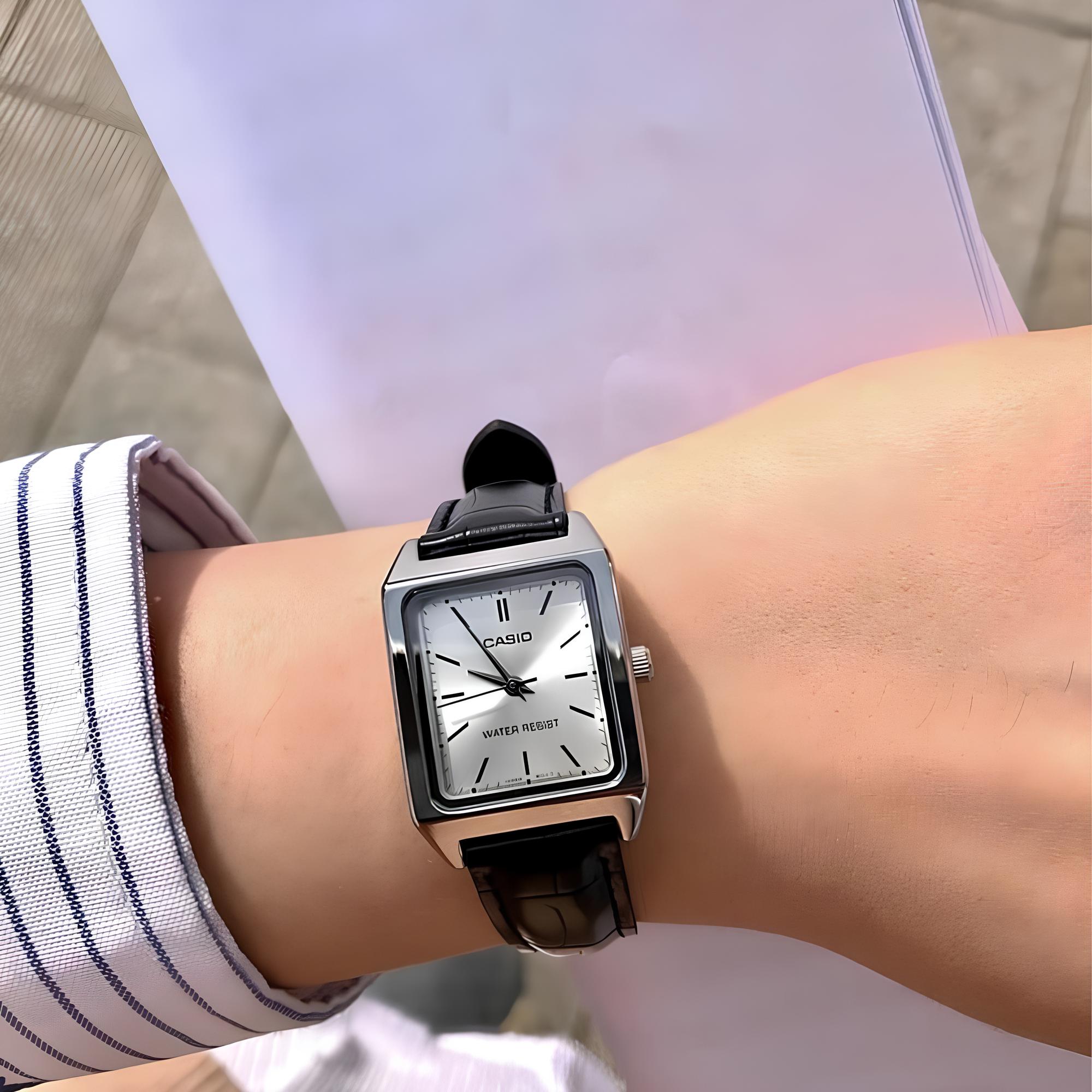 RELOJ LTP-V007L-7E1 MUJER ANALOGO CUERO C - 5