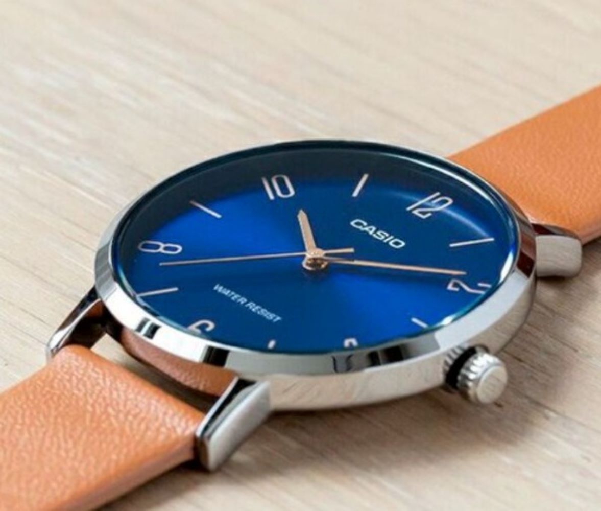 RELOJ LTP-VT01L-2B2 MUJER ANALOGO CUERO - 4