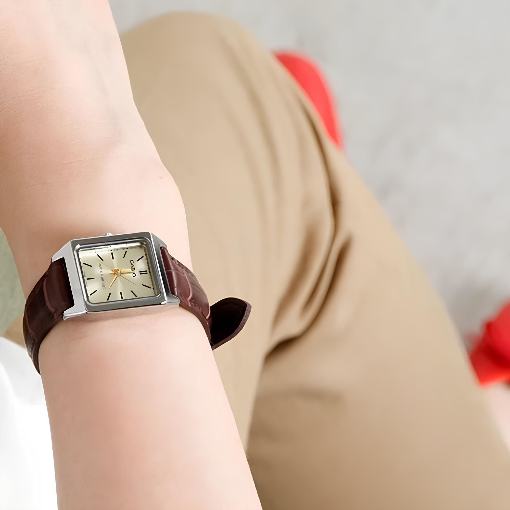 RELOJ LTP-V007L-9E MUJER ANALOGO CUERO C - 4