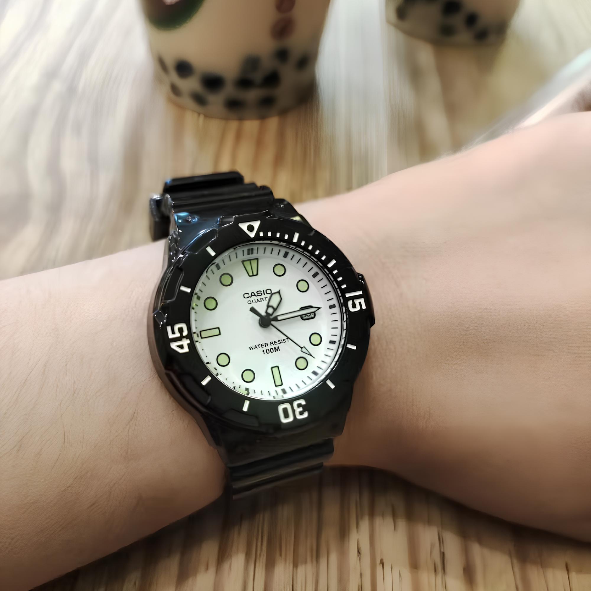 RELOJ LRW-200H-7E1V MUJER ANALOGO RESINA - 4