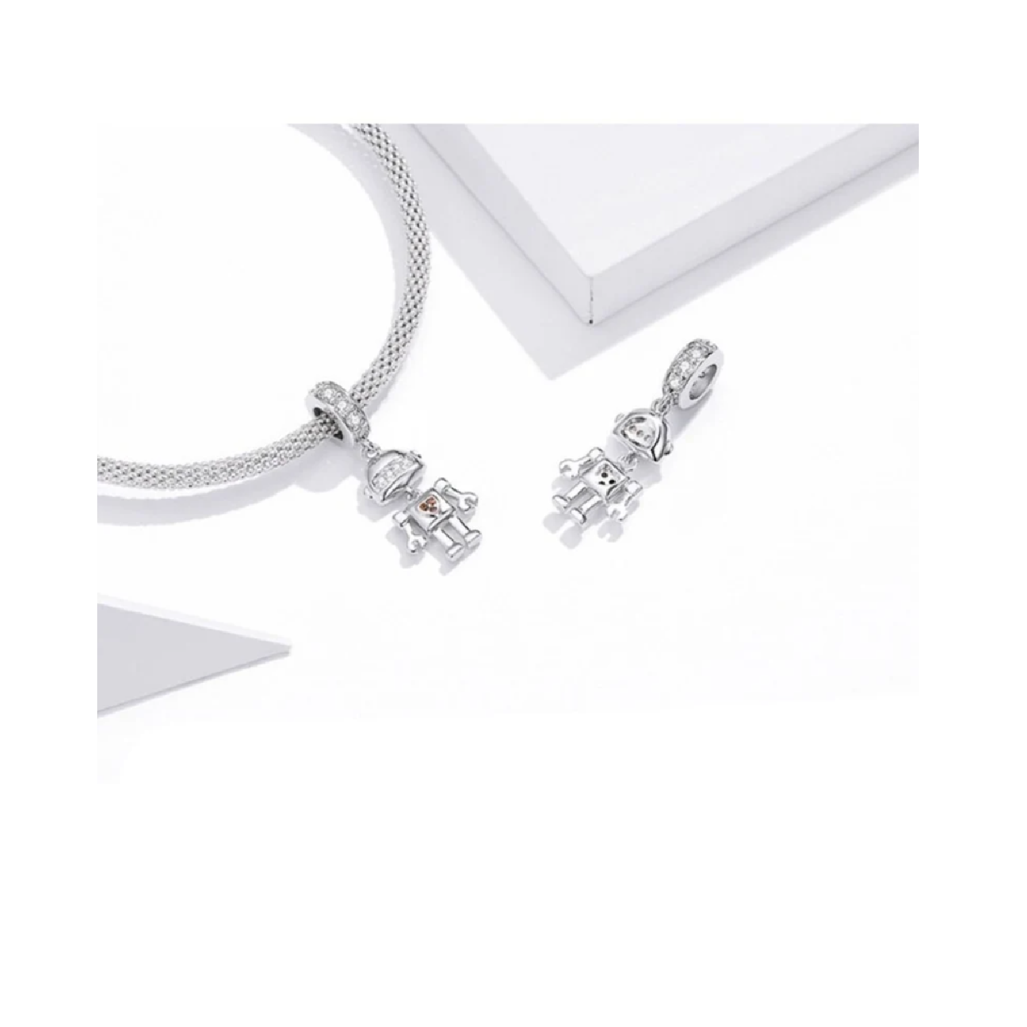 CHARM ROBOT CON CIRCONES Y CORAZÓN EN PLATA 925 SILVER HEART - 2
