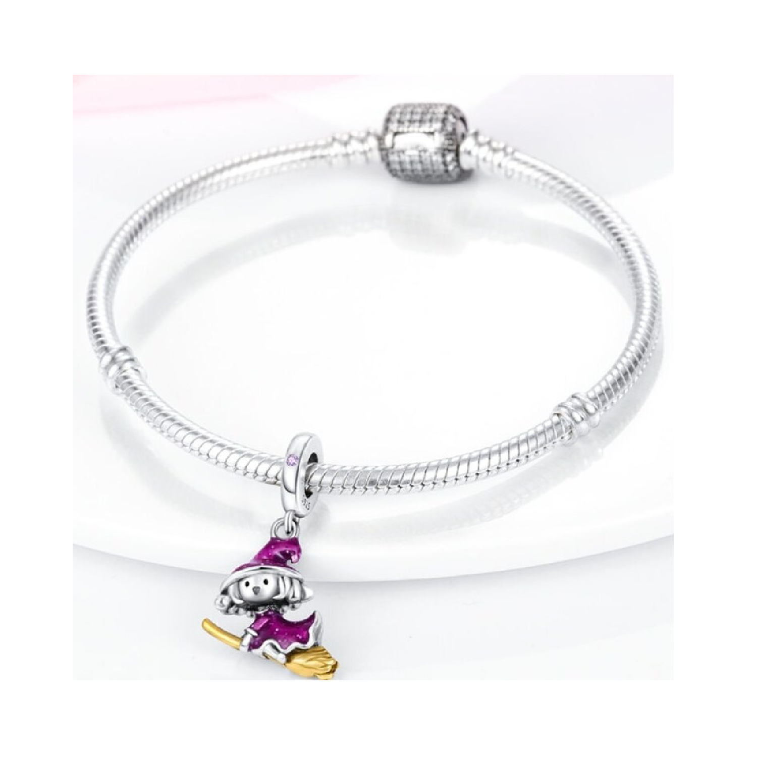 CHARM BRUJITA VOLADORA ESCOBA DORADA PLATA 925 SILVER HEART - 3