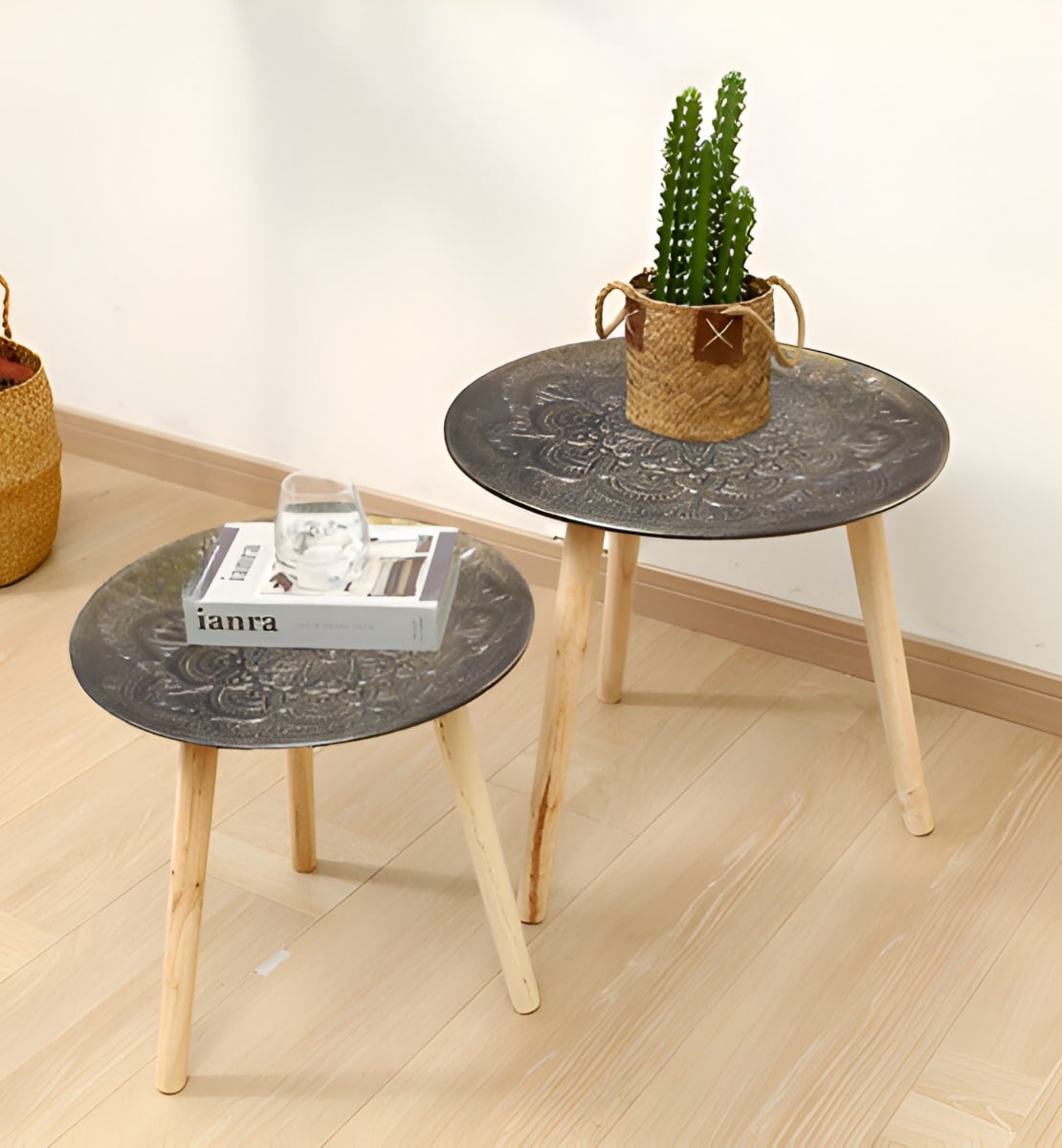 SET 3 MESAS DECORATIVAS DISEÑO VINTAGE DORADO ENVEJECIDO JHN - 5