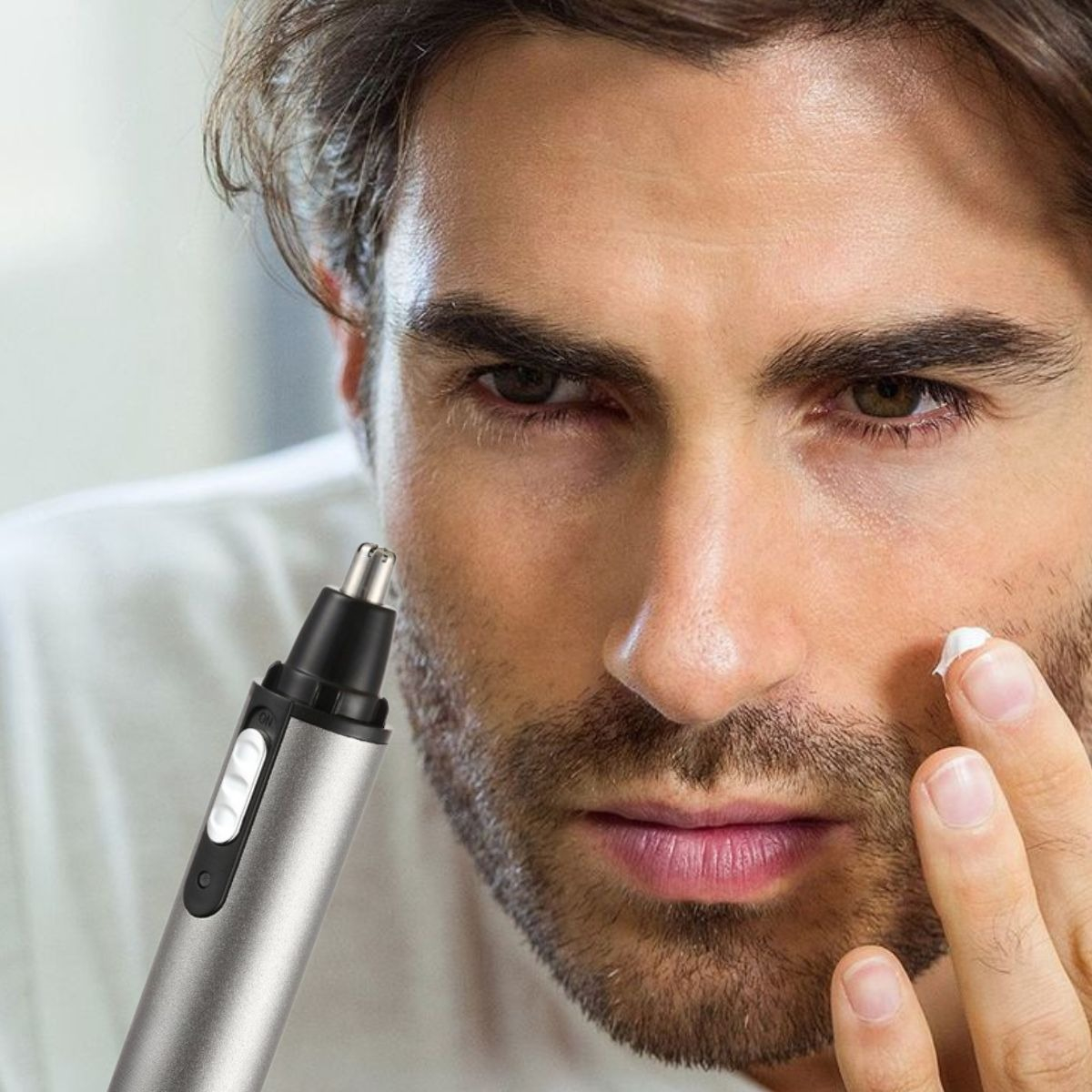 AFEITADORA 3EN1 NARIZ OREJAS BARBA RECARGABLE RESISTENTE LAU - 10