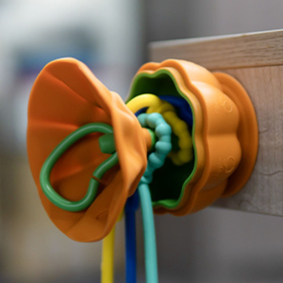SUJETADOR JUGUETES CON SOPORTE CORREA SILICONA BEBE LAU - 7
