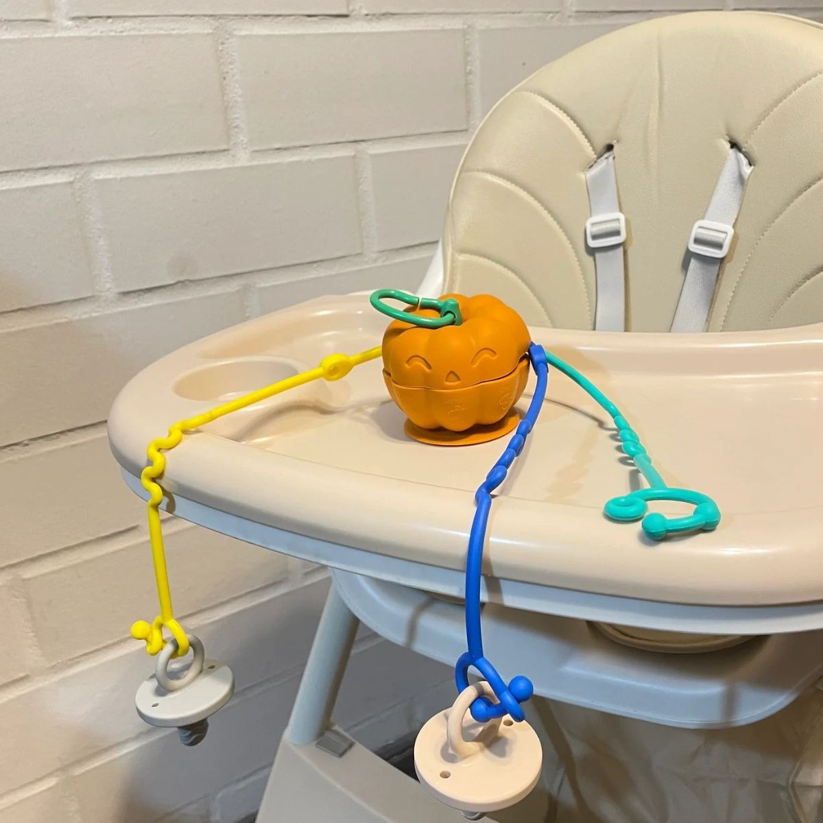SUJETADOR JUGUETES CON SOPORTE CORREA SILICONA BEBE LAU - 10