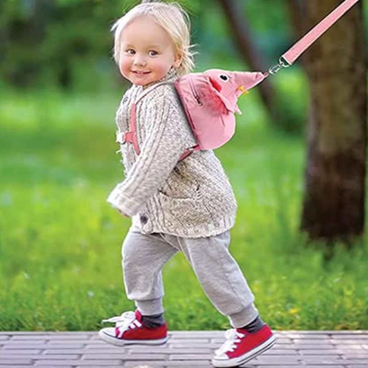MOCHILA PARA BEBES FORMA ELEFANTE CON ARNES PASEO LAU - 2