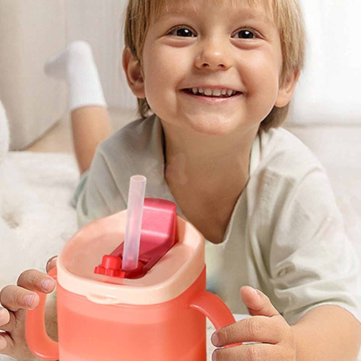 SET 4 VASOS ANTIDERRAME CON PAJILLA BEBE ERGONOMICA LAU - 2