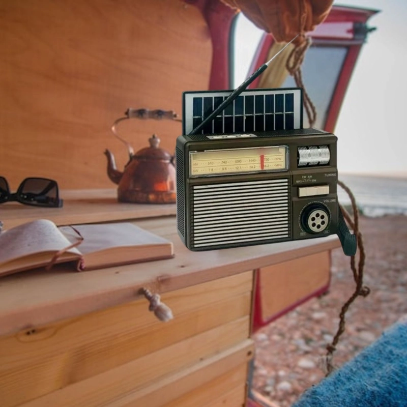 RADIO FM PORTATIL CON PANEL SOLAR RECARGABLE LAU - 1