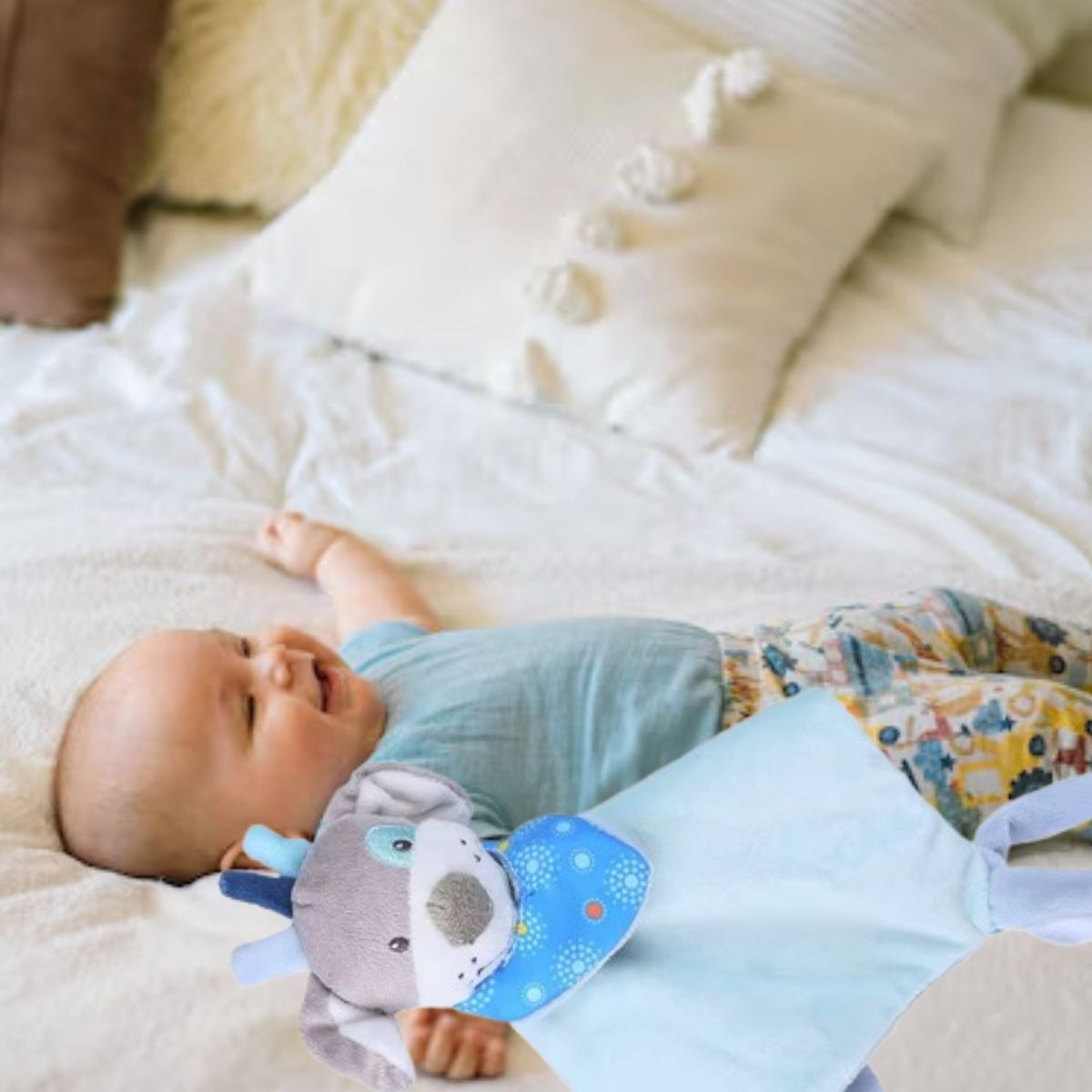 TOALLA MANTA DE APEGO TRANQUILIZANTE CON PELUCHE BEBE LAU - 9