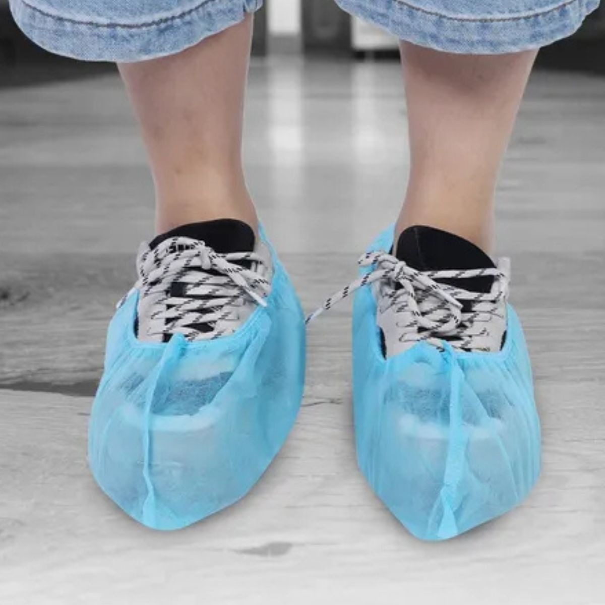 SET 2 PACK CUBRE ZAPATOS DESECHABLE USO MEDICO LAU - 7
