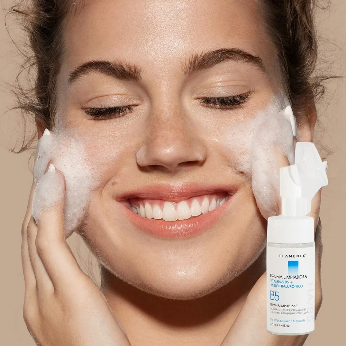 ESPUMA LIMPIADORA FACIAL VITAMINA B5 + ACIDO HIALURONICO LAU - 7