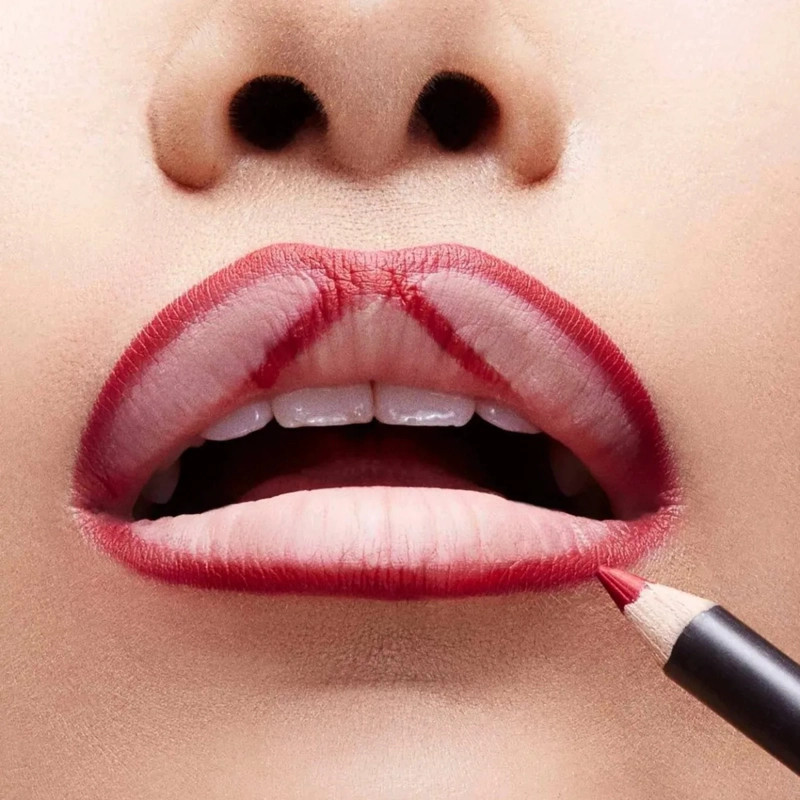 PAQ 34 LAPICES DELINEADORES LABIOS PROFESIONAL CREMOSOS MV - 6