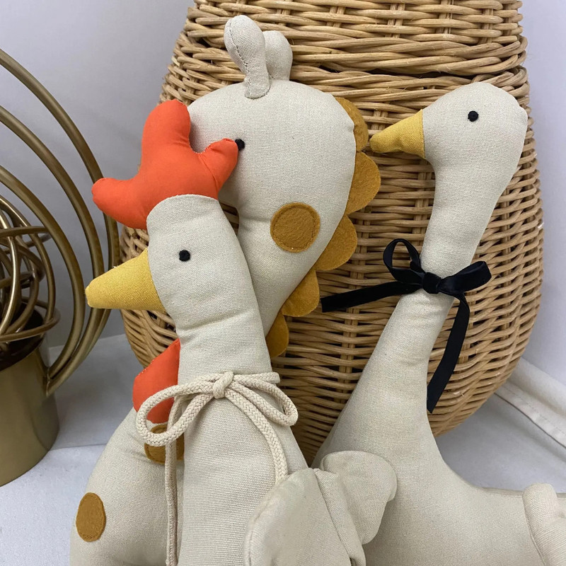 MUÑECO JUGUETE APEGO GALLO GANSO JIRAFA BEBES LAU - 4