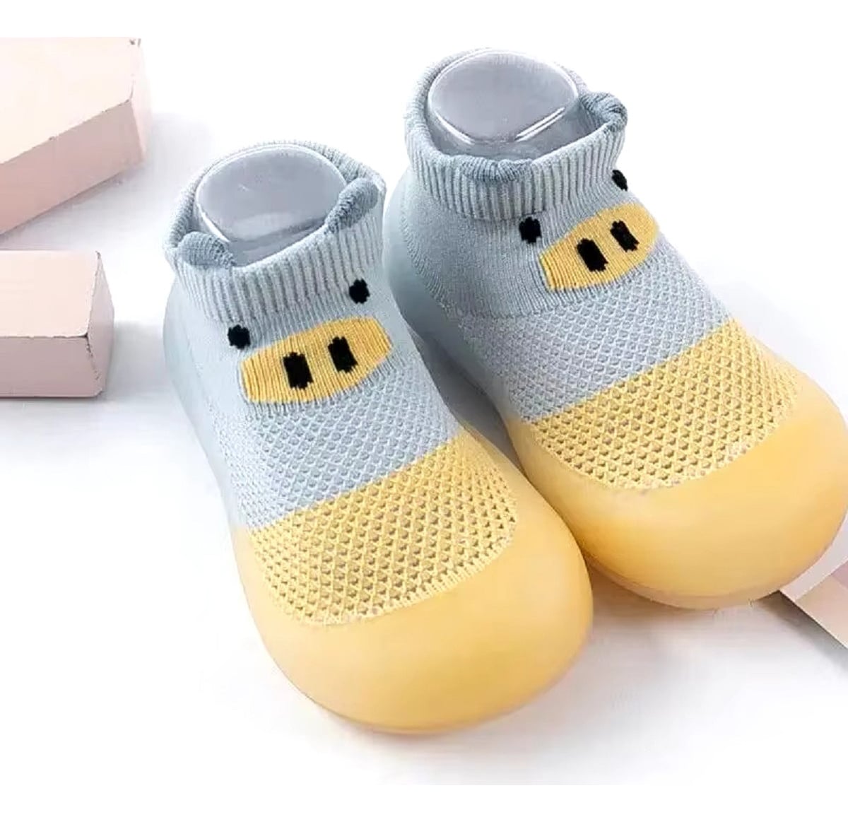 SET DE 2 ZAPATO ANTIDESLIZANTE CALCETÍN BEBÉ SUAVE JHN - 10