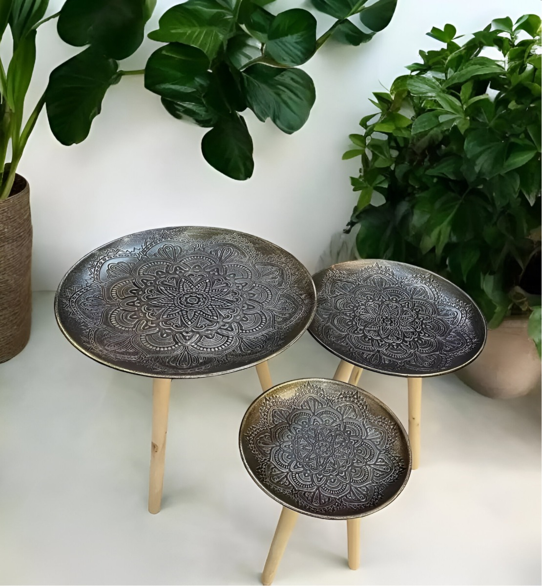 SET 3 MESAS DECORATIVAS DISEÑO VINTAGE DORADO ENVEJECIDO JHN - 4