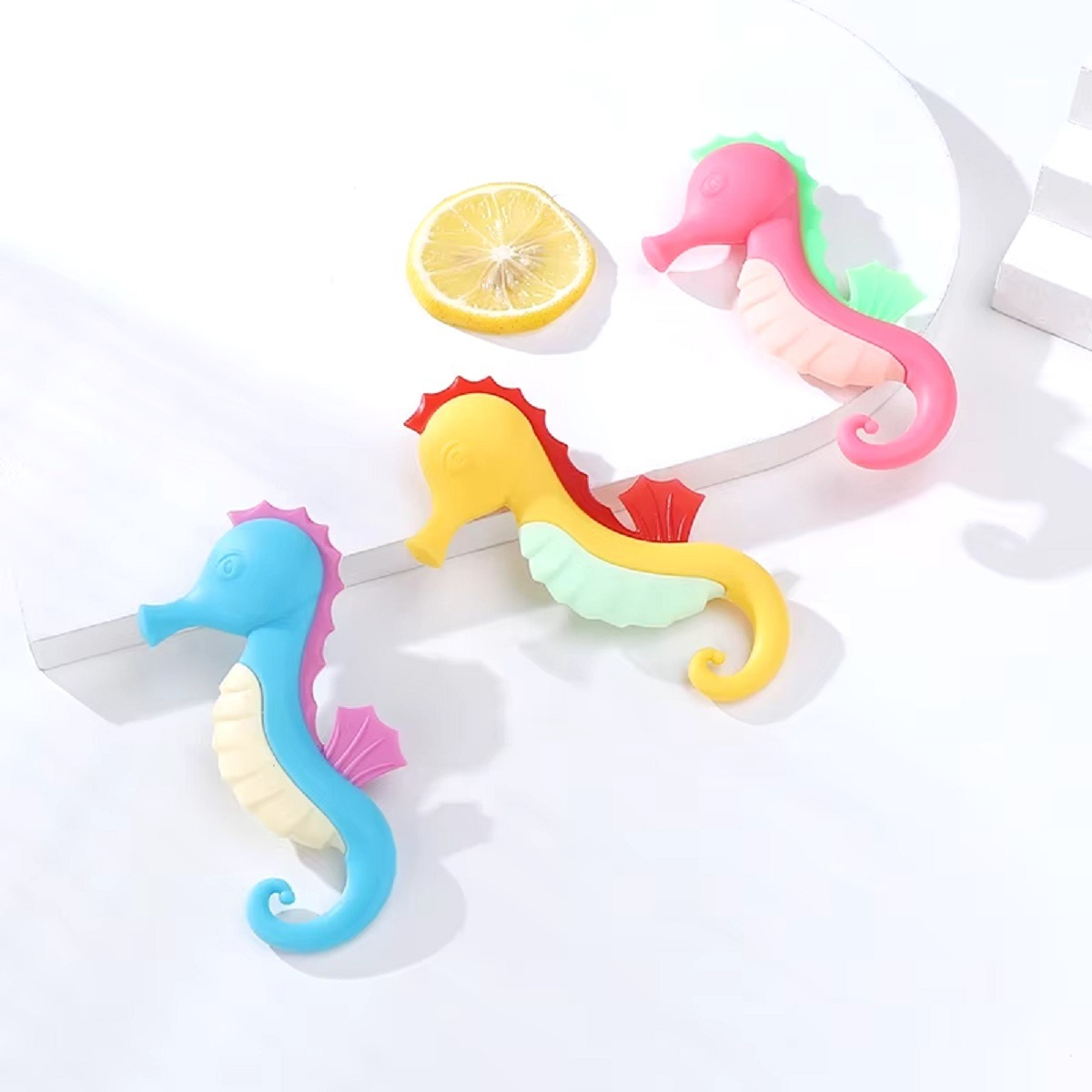 SET 3 MORDEDOR DISEÑO HIPOCAMPO SILICONA ALIVIO BEBES LAU - 3
