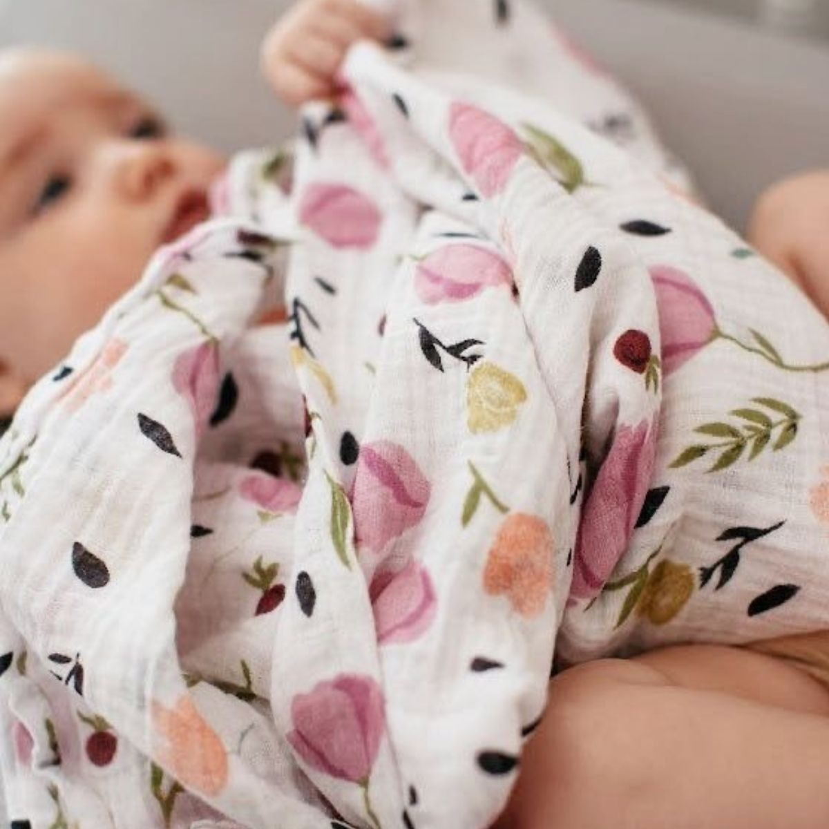MANTA DE APEGO MUSELINA SUAVE LIGERA PARA BEBE LAU - 6
