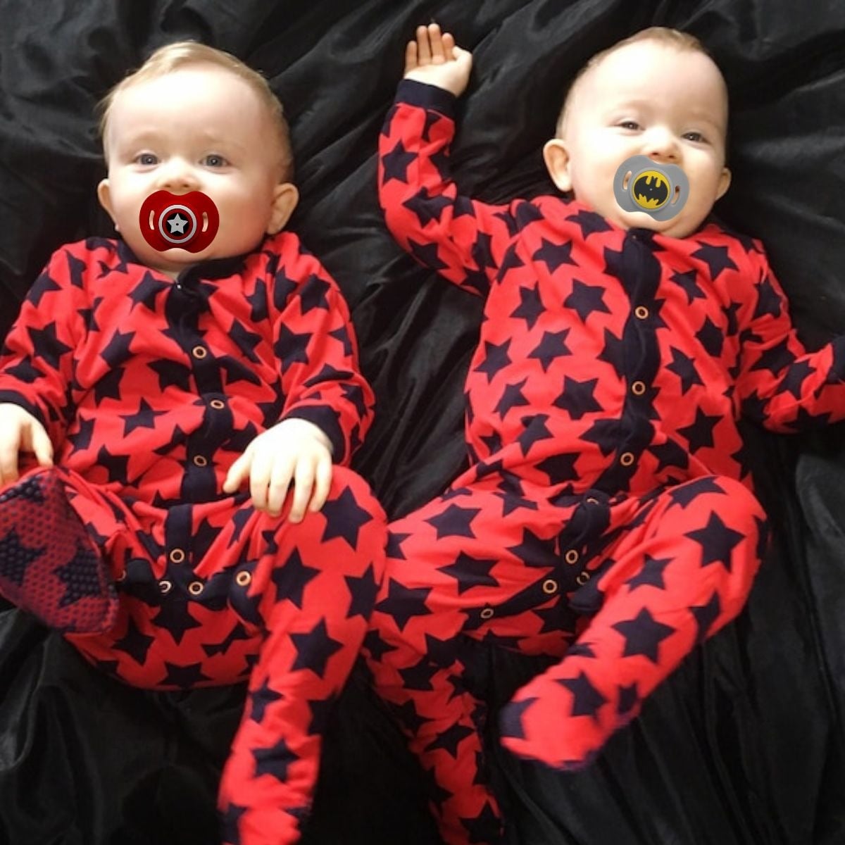 SET 3 CHUPETES SUPERHEROES ANATOMICO DIVERTIDO BEBE LAU - 8
