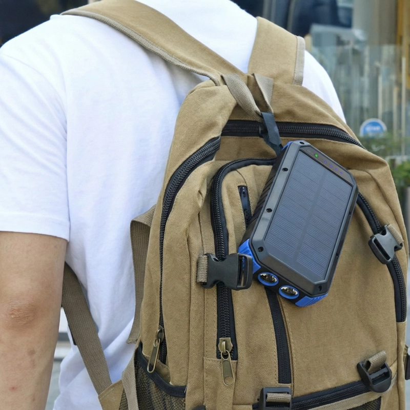 POWER BANK CON PANEL SOLAR DE CARGA PORTATIL 30000MAH - 4