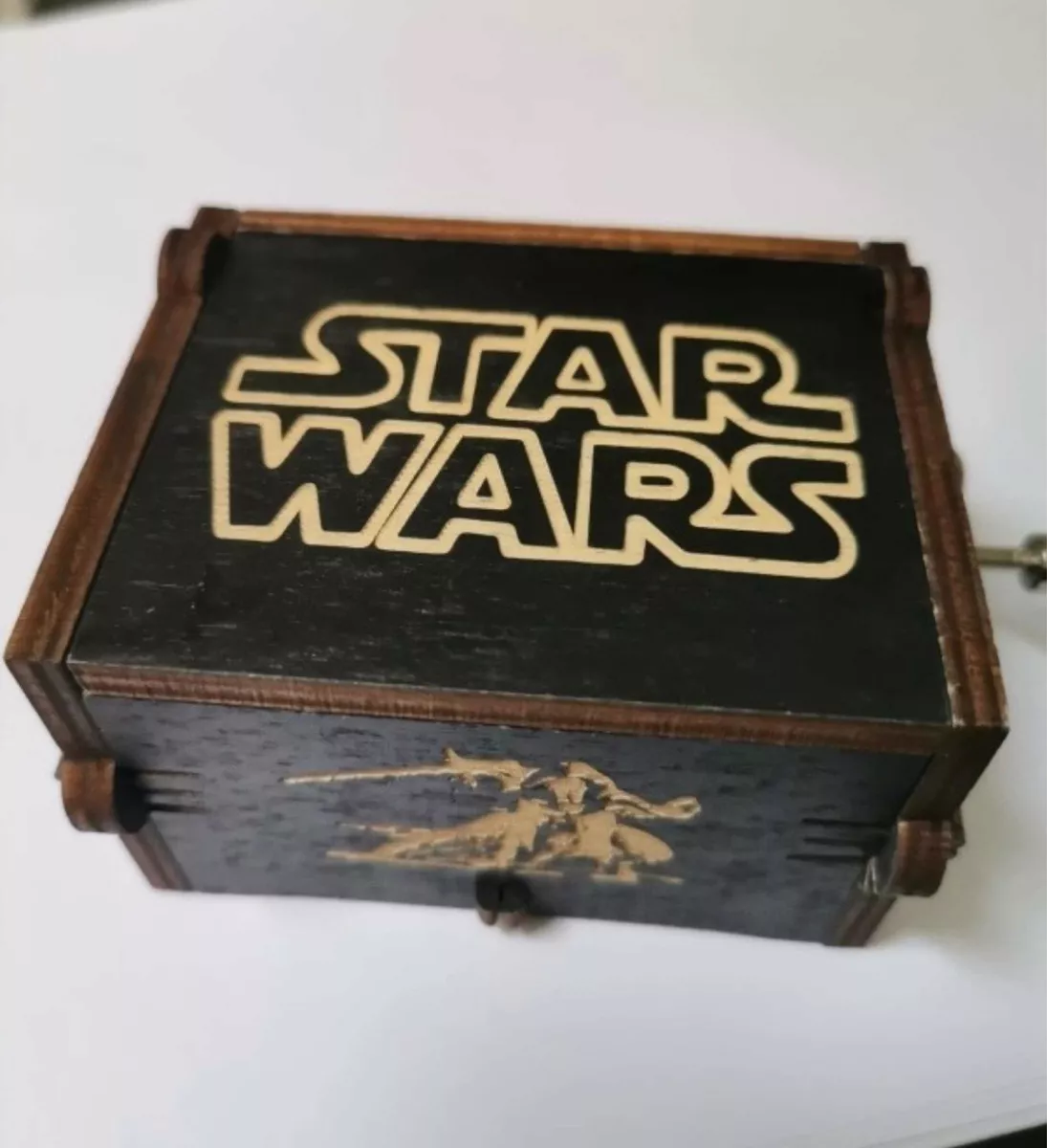 CAJITAS MUSICALES DE MADERA CON MANIVELA DE STAR WARS - 3