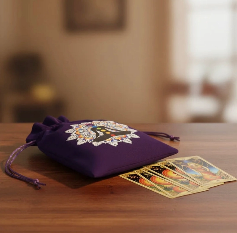 BOLSA DE TAROT Y PIEDRAS DE TERCIOPELO 7 CHAKRAS. - 4