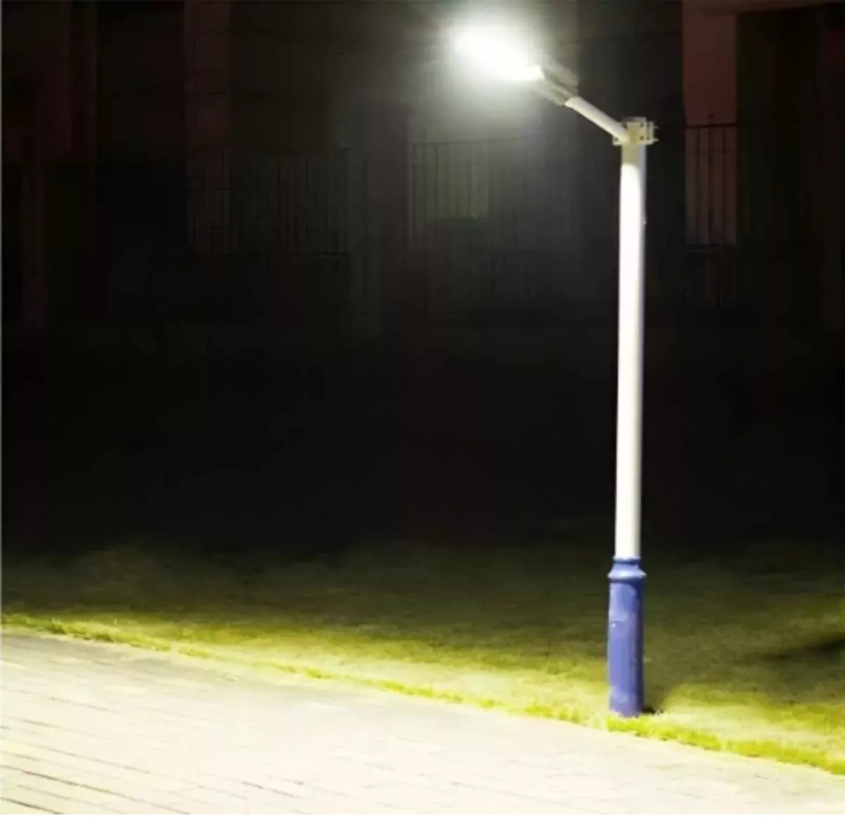 REFLECTOR SOLAR LIGHT 300 WATTS 2 PLACAS 600 LED CON CONTROL NEGRO - 2