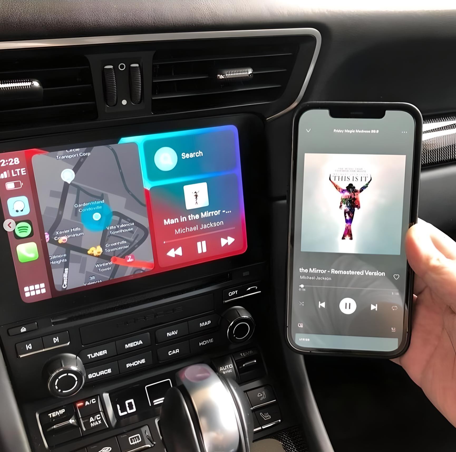 ADAPTADOR CARPLAY INALAMBRICO COMPATIBLE CON IPHONE - 4