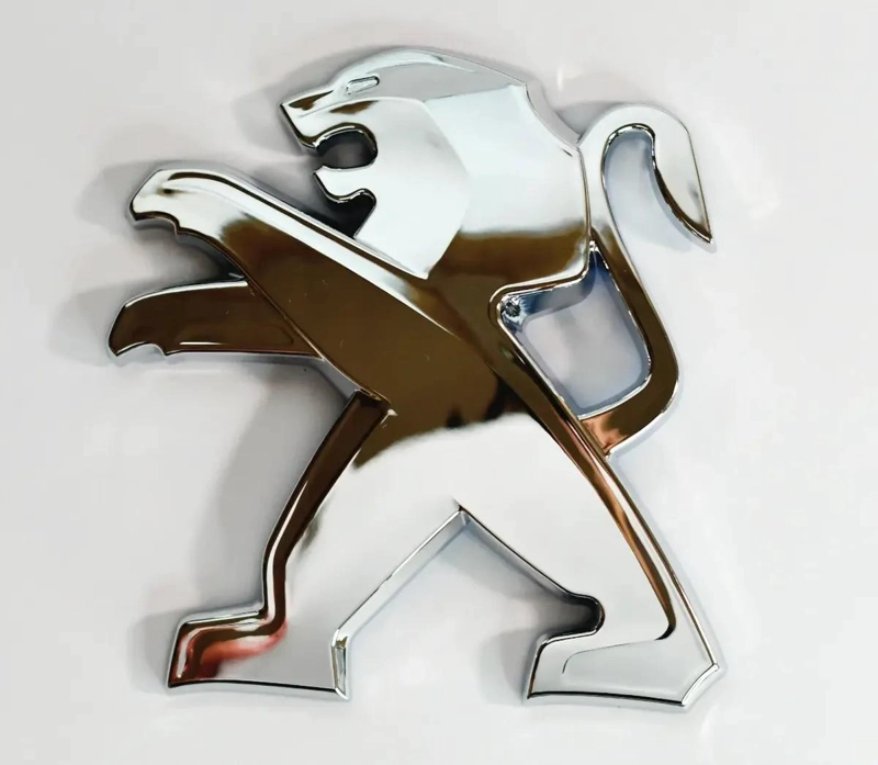 EMBLEMA INSIGNIA CROMO 10CM X 8,5CM - 2