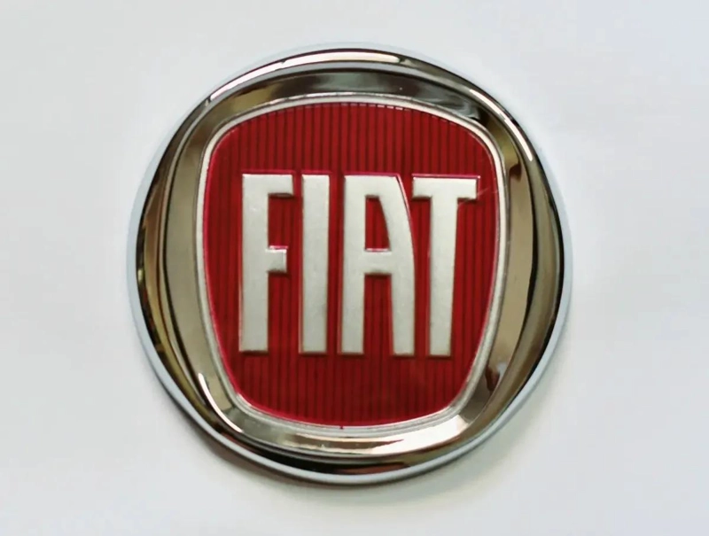 EMBLEMA ADHESIVO ROJO 12CM PARA VEHICULOS - 2